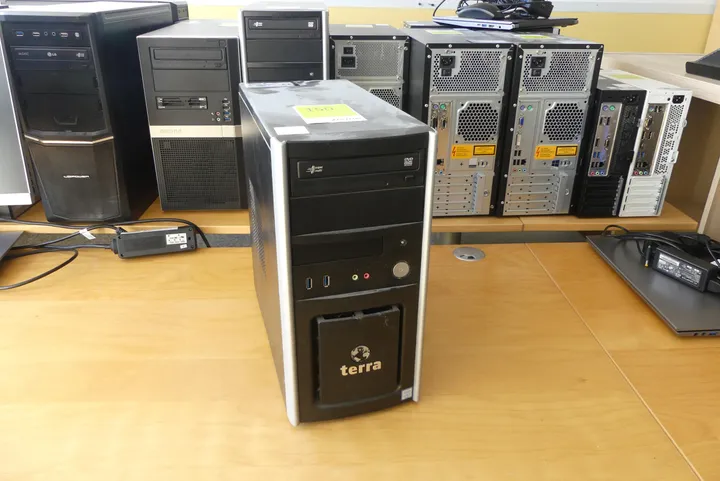 terra - i3 8th Gen - PC System